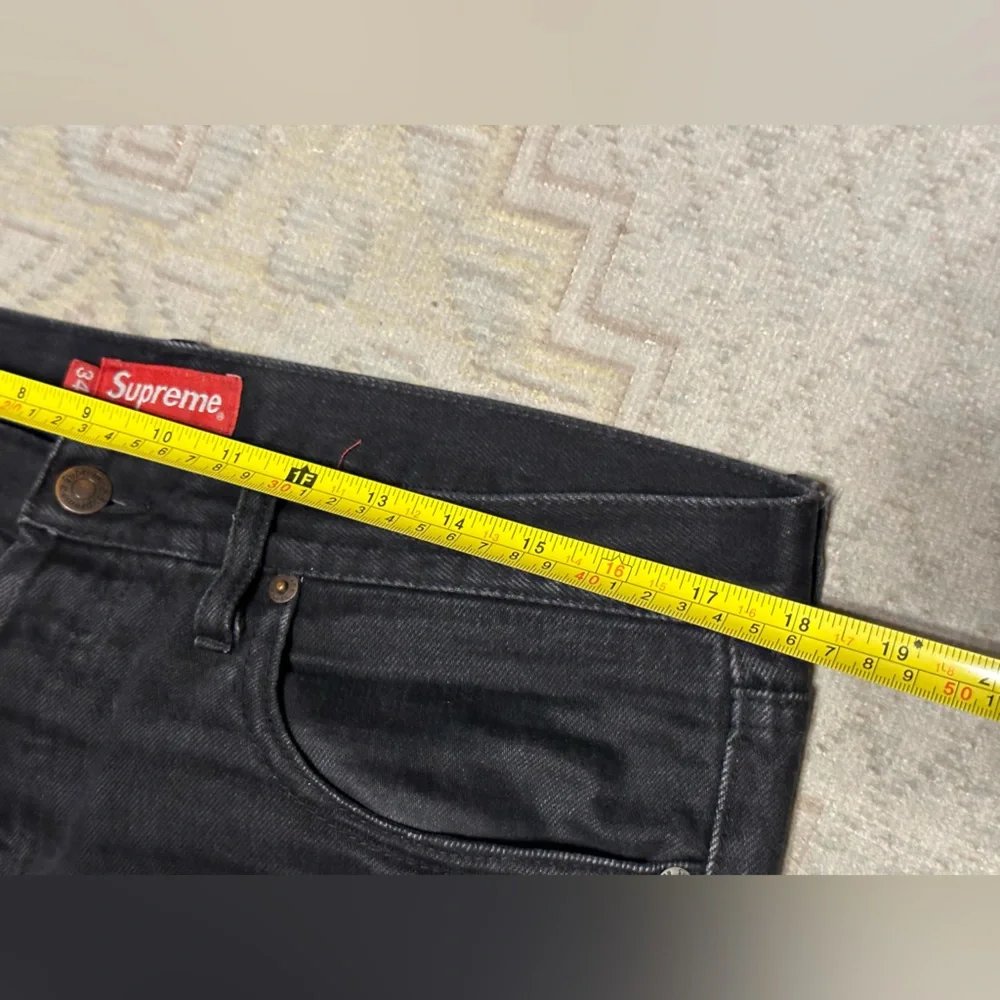 SUPREME  100% COTTON AND PATCH COW LEATHER MENS BLACK COLOR JEAN SIZE 34 - Picture 8 of 12